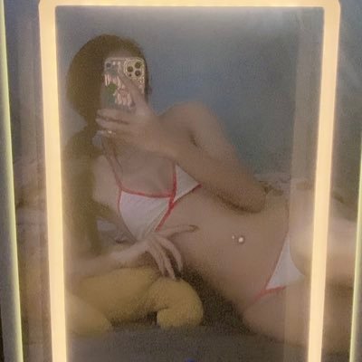 kumphphnh395562's profile picture. Walen172546 เราไม่ใช่ผู้หญิงแท้นะ DM ส่งรูปมาด้วยนะคะ ไม่ส่งรูปไม่ตอบนะคะ