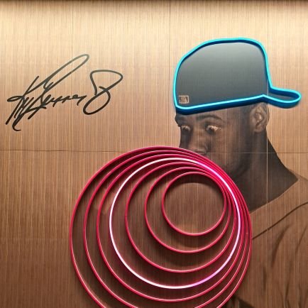 nftnewbie98's profile picture. 