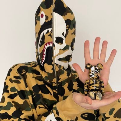 BAPE FAN PAGE SINCE 2018 NEWS - RESALE - PROXY FIND ME ON INSTAGRAM as flippingbape