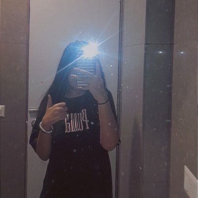 wtfis_bliss's profile picture. 