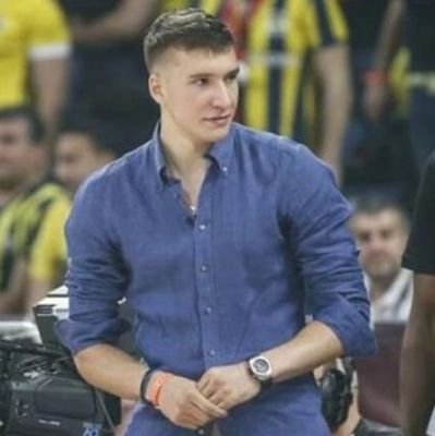 sirbello_'s profile picture. Nerde ben de o yürek yardan cayacak?
#Fenerbahçe