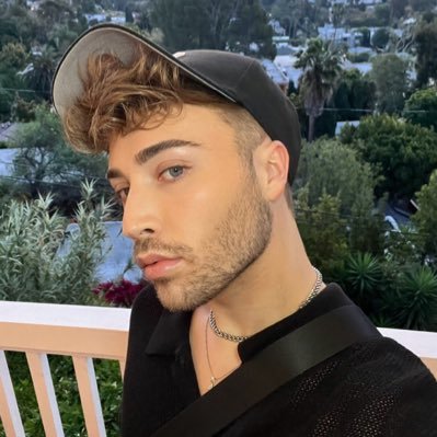 Click the link in my bio it has everything you need :) 18+