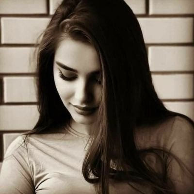 trya121233's profile picture. 