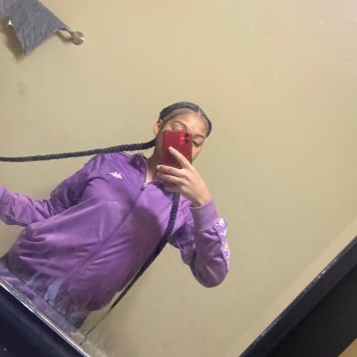 Zliiilworld's profile picture. 