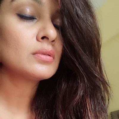 #Actor #mother#traveller #entrepreneur @afleabythetree @veenavardayani #ngo #classicalmusic #rudraveena#craniosacral level1 #therapist #Statelevel sportsperson