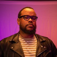 Listen To A Stranger That You Met Before Today (@adaywithoutlove) 's Twitter Profile