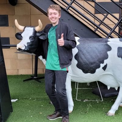 DA202E's profile picture. Left wing socialist