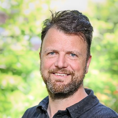 #sustainability #climatechange #foodsecurity #biodiversity #energytransition ~Father ~ Friend ~ Community Manager ~ loves running, cycling & nature.