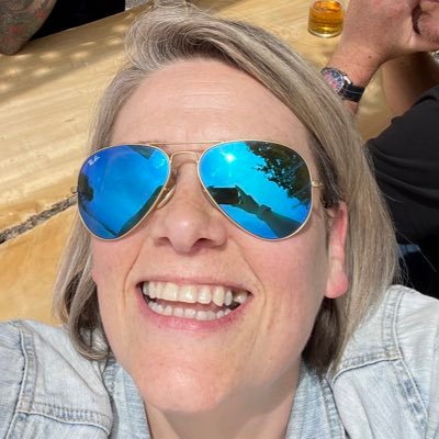 kittensgotclawz's profile picture. I am the Young Nails Senior Mentor for the Lincolnshire area, Owner of Kittens Got Claws Nails & Beauty. Please click on the web link for more details.