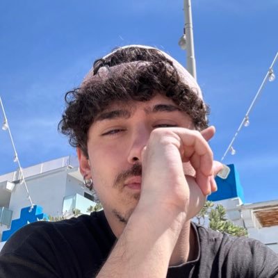 sirgi__'s profile picture. building https://t.co/IqoUAuw6ln in public