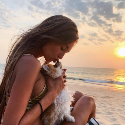 😡 Being responsible sometimes means pissing people off.
Success🏬love❤️Traveling✈️👗💄Family👩👩👦👦💕self-confidence💃🌹Food🍔🧇🍦
