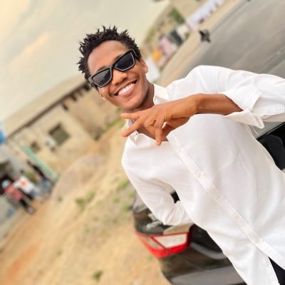 ▪︎Busy Being IC0NiC 🚧
▪︎God is the greatest