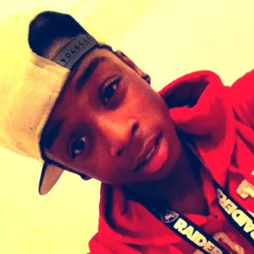 ITrainedYoBitch's profile picture. jerkng Is Every Thing To me TeamSnapBack Bitchh !