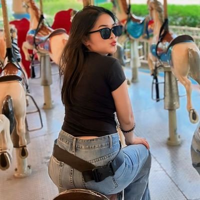 danicedemesa's profile picture. 