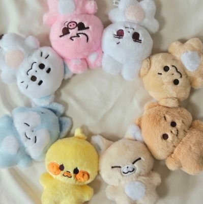 솔티즈, 짭조름한 아이들
|| 스키즈 10cm 인형 || Kor, Eng⭕️|| 모든 문의 = 스핀: https://t.co/NxygquDoA4 , Dm ||
🍀1차 재고판매 종료🍀