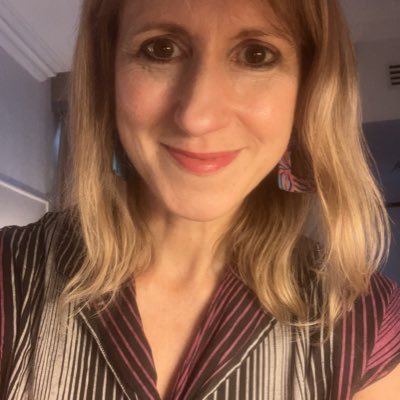 Registered Health Psychologist, psychology & dentistry and patient experience researcher. Course Director for MSc in Health Psychology; views my own.