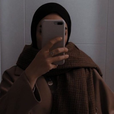 اللهُم اجعلنا ممن أقبَل تائباً فقبلته ، وذل لهيبتكَ فأحببته ، وسألكَ سؤاله فأعطيته , وشكى لك همَّه ففرجته وسترتَ ذنبه وغفرته ..