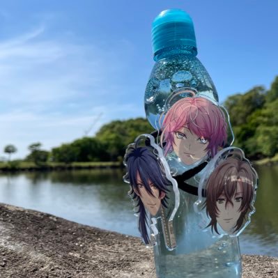 @tpamsky のよく呟く垢。ぽじょと四季とひでめんと🕳とわらびもち。最近レジェPとアルテPに片足ずつじゃっぱじゃっぱしてる。基本観たいものを観たいときに観たいだけ。⌖⌖⌖