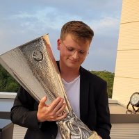 Moritz (@featuredmoritz) 's Twitter Profile Photo Moritz (@featuredmoritz) 's Twitter Profile Photo
