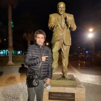 Emilio Caparrós (@emiliocaparrs1) 's Twitter Profile