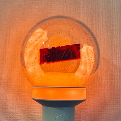 rabriize's profile picture. アイドルの人権を守りたい🍀RIIZEに関する毎日の予定投稿しています（🗓️ハイライト欄↓）翌日の新たな予定がない日は投稿なし☺︎ ※Mond(https://t.co/xRPzxJQ3Gp)のお返事は基本的にXには載せてません