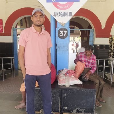 My attitude will always be based on how you treat me🤗
Teacher At Navodaya Vidhyalaya (JNV Junagadh)