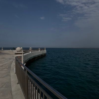حسابي للأعترافات اعترف وقول الي بقلبك ، ملاحظه:انا موچب توب مراهقق😴🩵