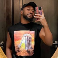 Emzysean (@_emzysean) 's Twitter Profile