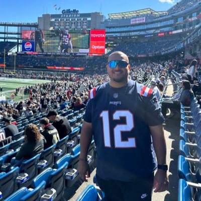 Biggest Patriots fan in NJ, RedSox Fanatic, Ewing High class of 2010. MCCC Class of 2012. TCNJ Class of 2015