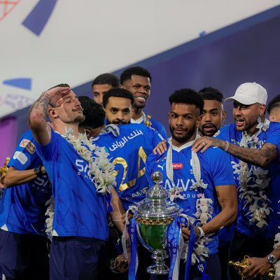عالميّه بالملعب ، صديقة الهلال.انا بنت قلبهااا♥️