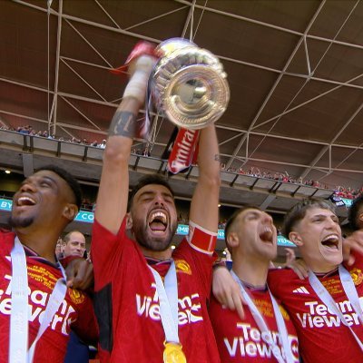 Mr_Babs26's profile picture. Computer 🖥️ Guru... ❕❗❕ Man_Utd & @Vfb_int♦️ fans 💪 || June 26th pikkin 🥰
