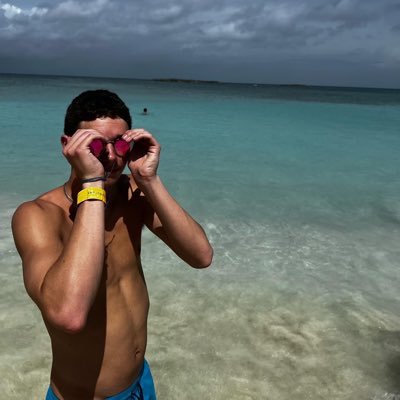 HochmanDj's profile picture. | #1 DeBallZach Fan | Justin Fields QB1 | #RunWithUs #BearDown