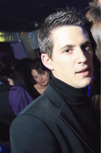 AlexiRosenberg's profile picture. Tout jeune avocat... Je twitte actus, infos, buzz...