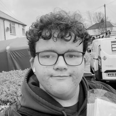 PrestonBHunt1's profile picture. 16 Love cats, hate tories. #socialist @UKLabour 🌹 Congleton CLP Youth Officer