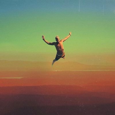 Steadyonwhiz's profile picture. unconventional💯