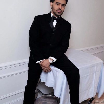 NatehcS's profile picture. 👨🏻‍⚕️Med student with a passion for gut ! 🌟 Future internist  in the making. Mixing humor with hard work to spice up the journey #FutureIMpro🚀