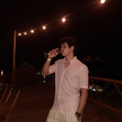 JuanOliveiraF's profile picture. Streamer