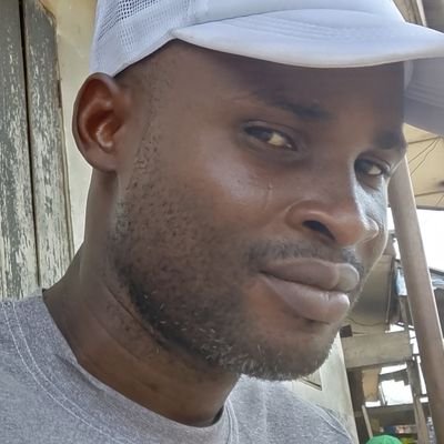 Am black in complexion and gentle like an horse