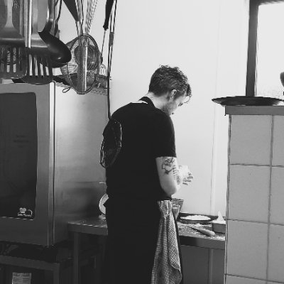 ShaunPendlebur2's profile picture. Chef 👨‍🍳
Rovers Fan 💙
Boxing Fan 🥊