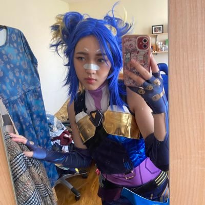 cosplayer and poor uni student | games artist | immo 2 peak in val teehee | kim.hoangg on instagram