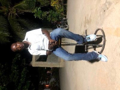 laineonel336's profile picture. 