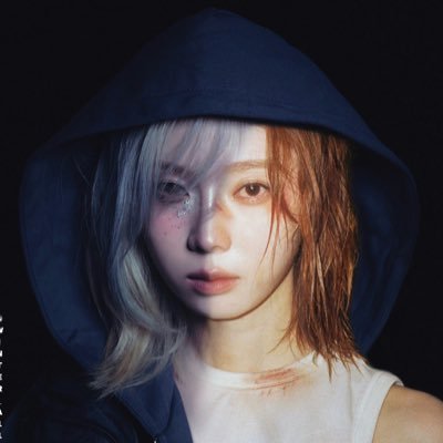 imVVwinter's profile picture. 我是女人