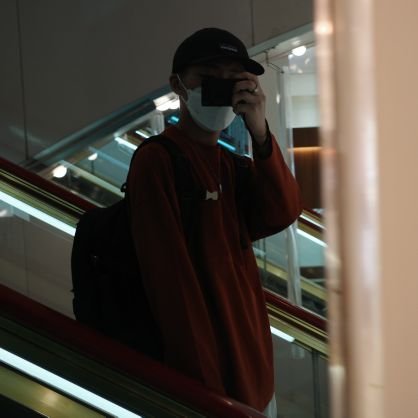 riku_5201's profile picture. '01 INFP-T / 彼氏とディズニーとアイドルとエロ