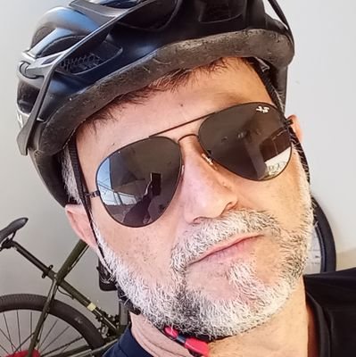 Autenticidade/ Professor de Geografia da rede municipal / privada
Contador e Formado em Direito na Universidade Pública do Estado de Mato Grosso.