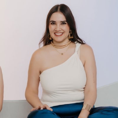 ☀️Especialista en crear comunidades, negocios conscientes y abundantes. Co founder de Planeacion Mistica y Conscious Business Network