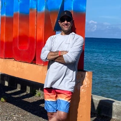 MEJOR NO OPINE DE LO QUE YO OPINO Y VA A VIVIR MEJOR URIBISTA… MUY DE DERECHA