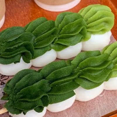 z1OFYkAUebZAWIA's profile picture. 