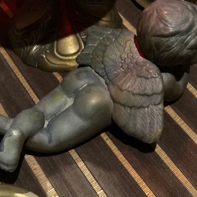 AYAmnobodyyy's profile picture. •Let them•                                                                                                                                         priv