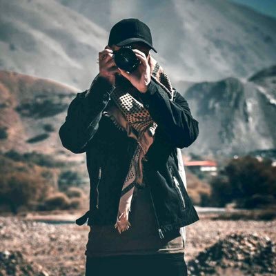 brianna_freyja's profile picture. Jornalista e bacharel em Direito pela PUCRS. Sapere aude