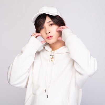 ROYALYURA_1111's profile picture. 見つけてくれてありがとねんっ💋